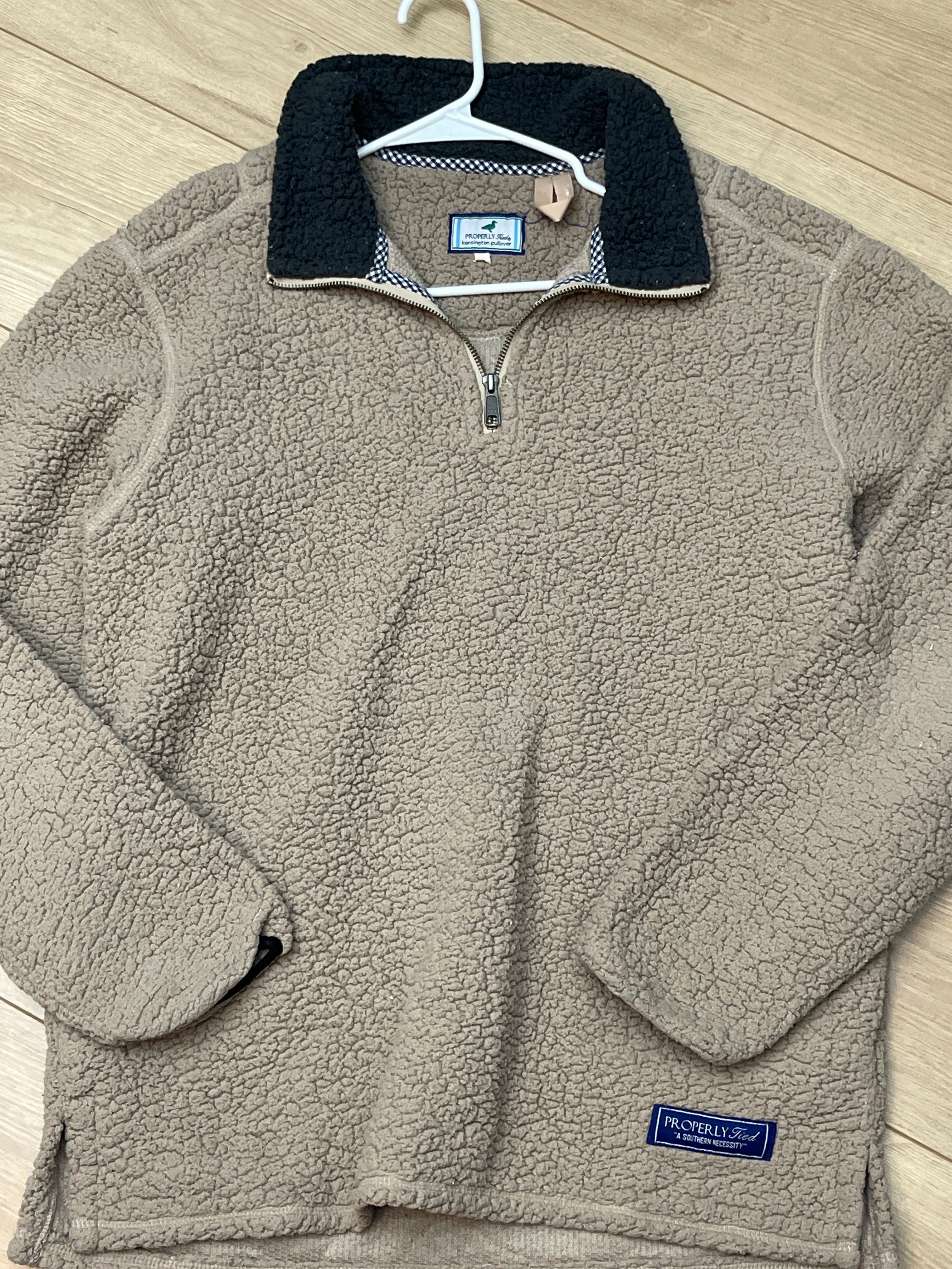 Properly Tied MENS MEDIUM