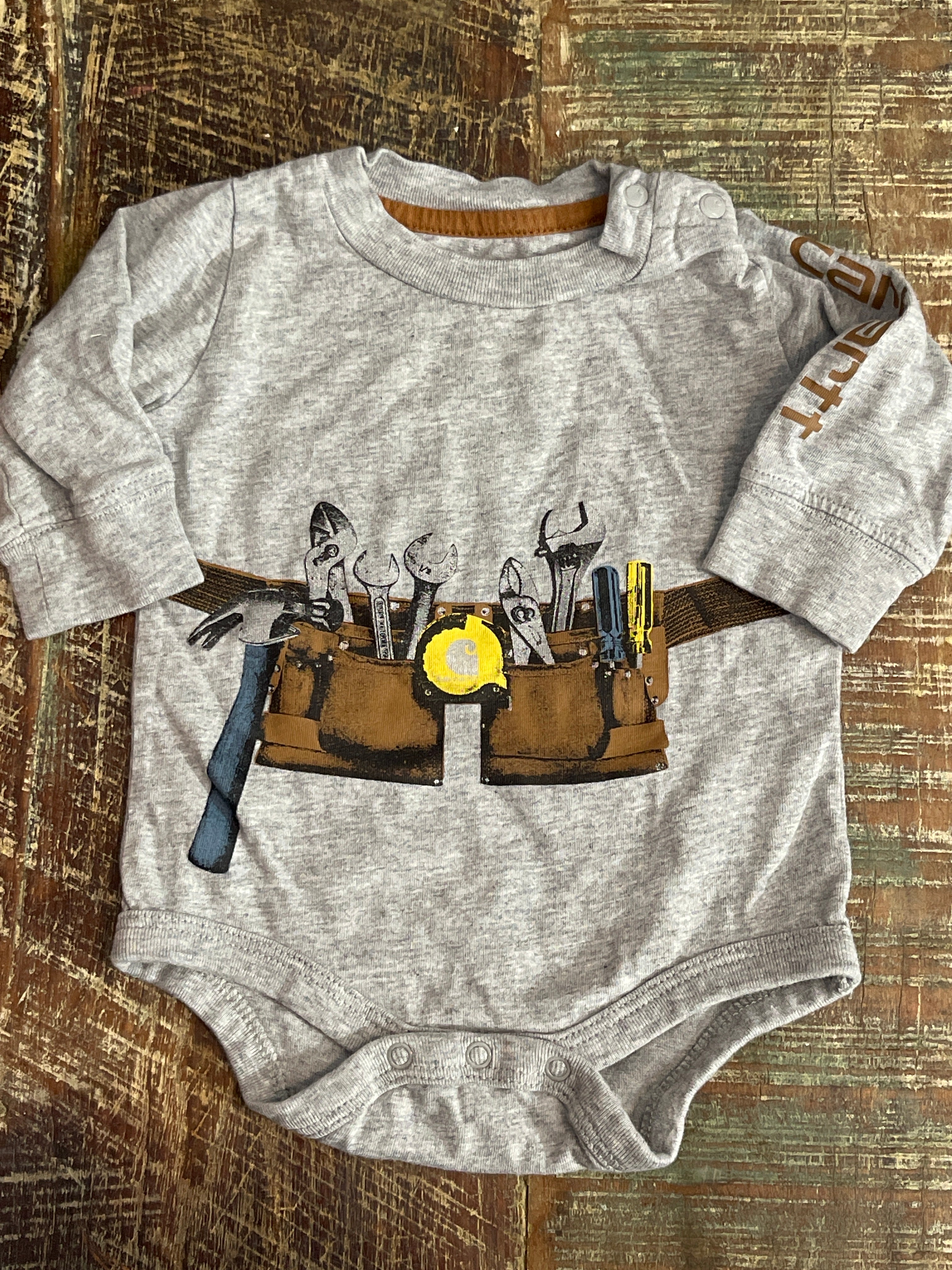 Carhartt onesie 3 MONTHS