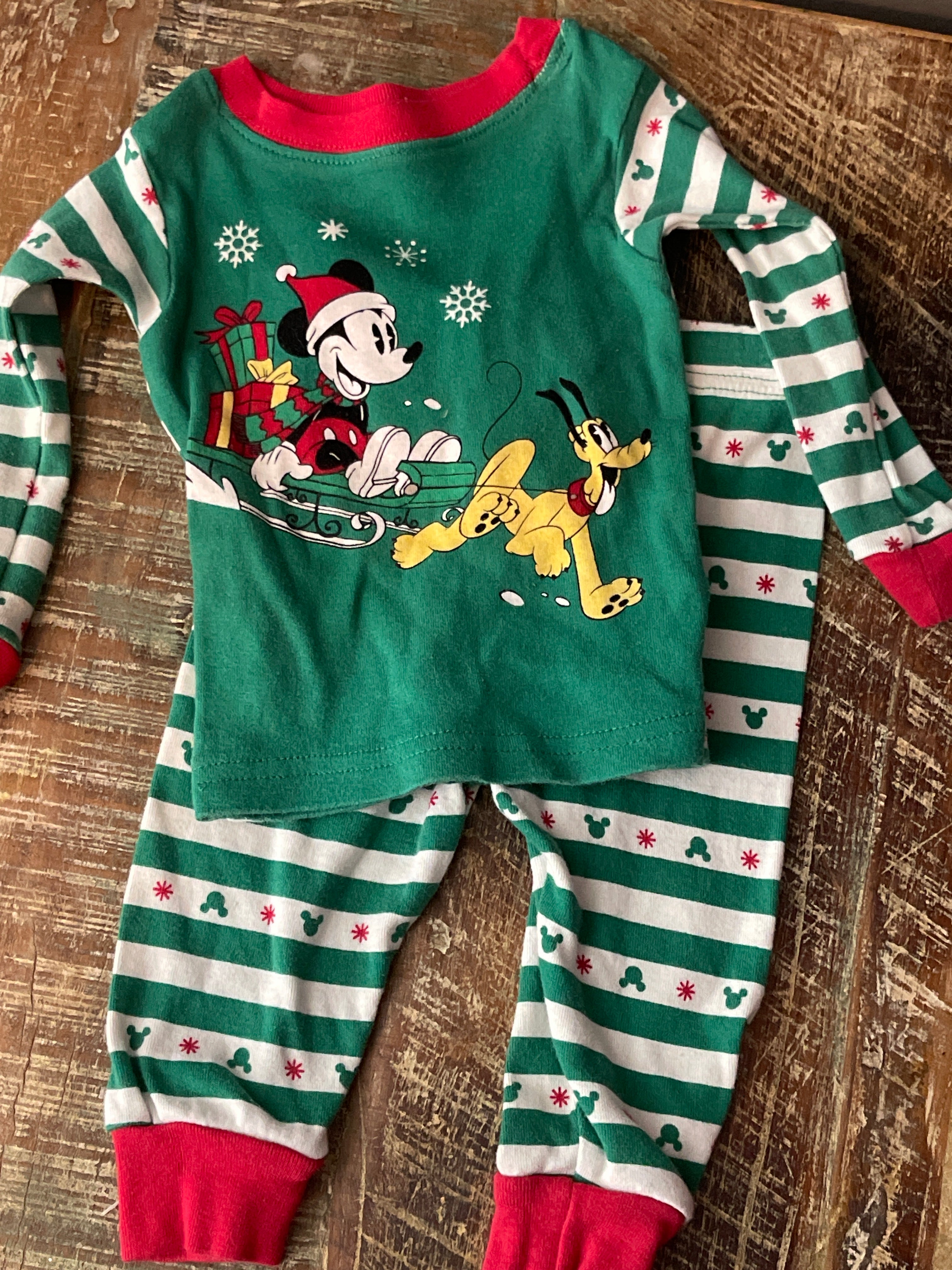 Disney 12 MONTHS