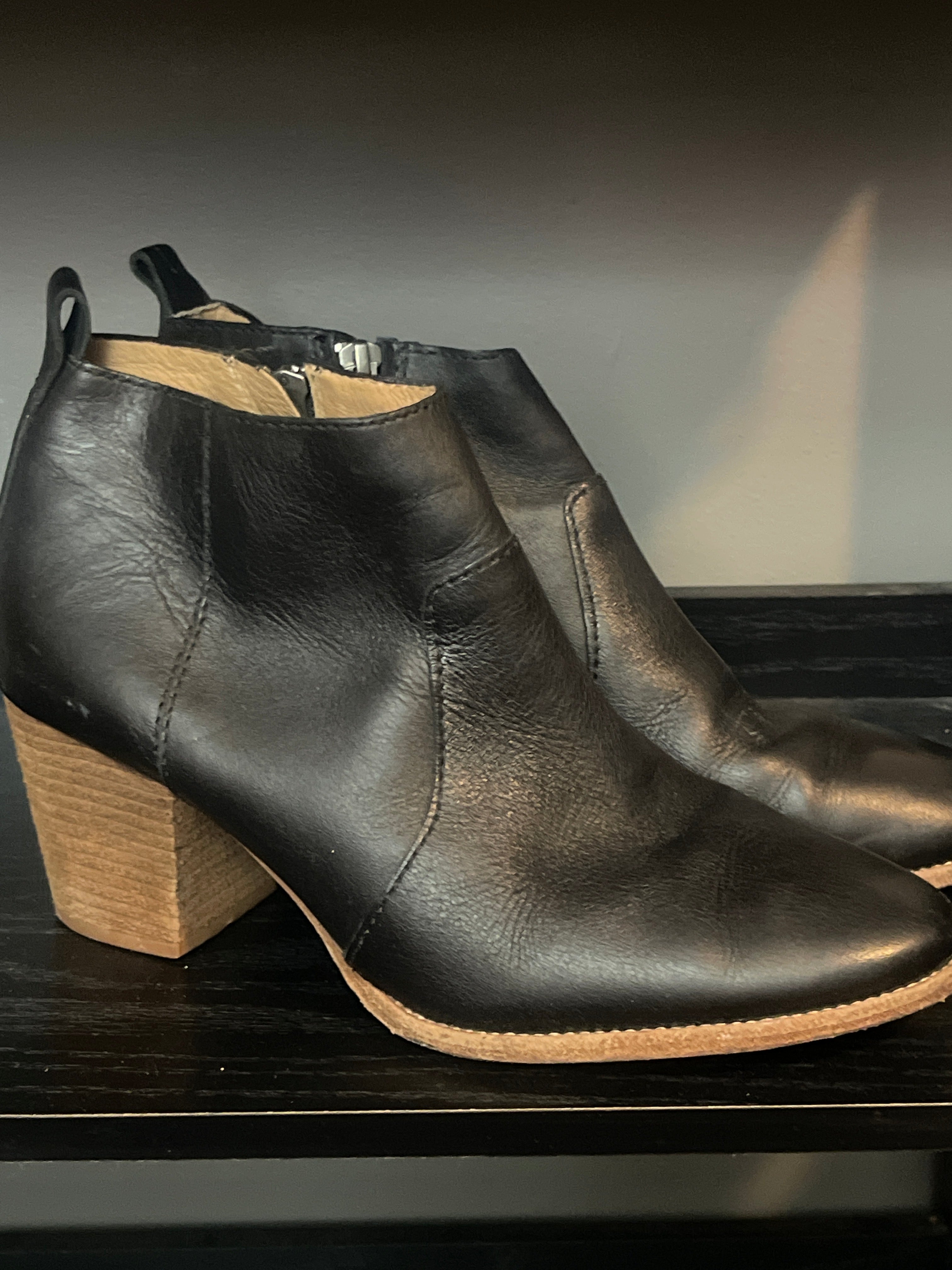 Genuine Leather booties WOMENS 8