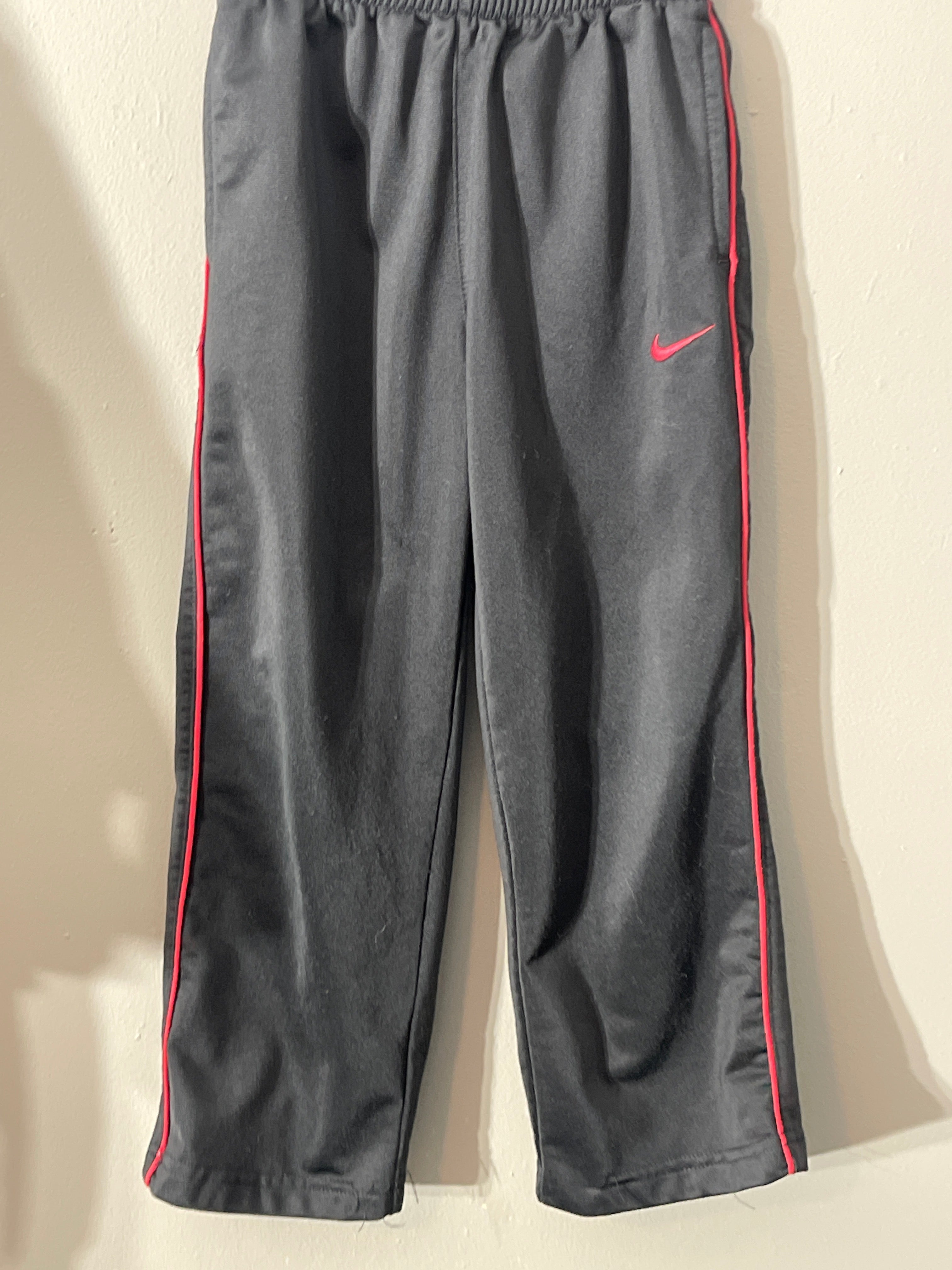 Athletic pants